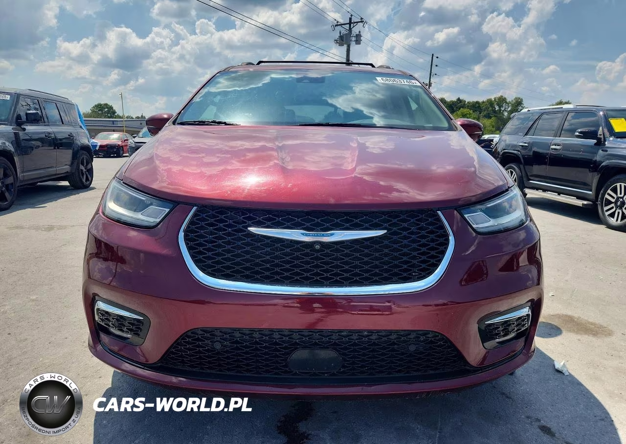 2021 Chrysler Pacifica Hybrid Touring L VIN:2C4RC1L73MR599680 - 5