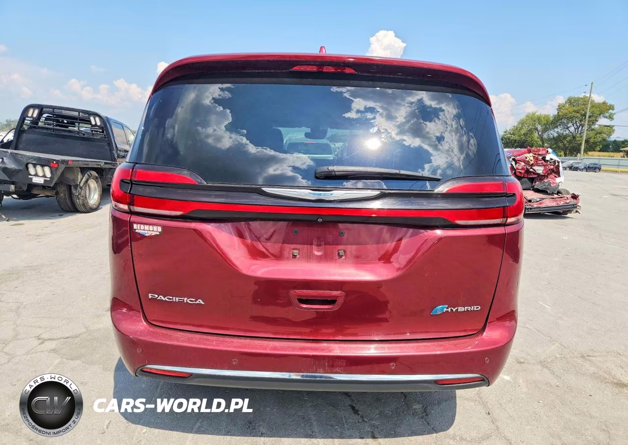 2021 Chrysler Pacifica Hybrid Touring L VIN:2C4RC1L73MR599680 - 6