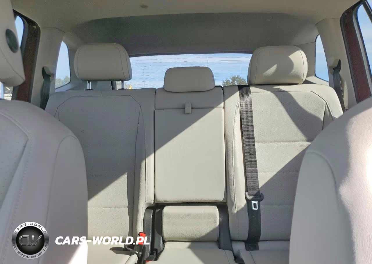 2019 Volkswagen Tiguan Se VIN:3VV2B7AX5KM140344 - 10