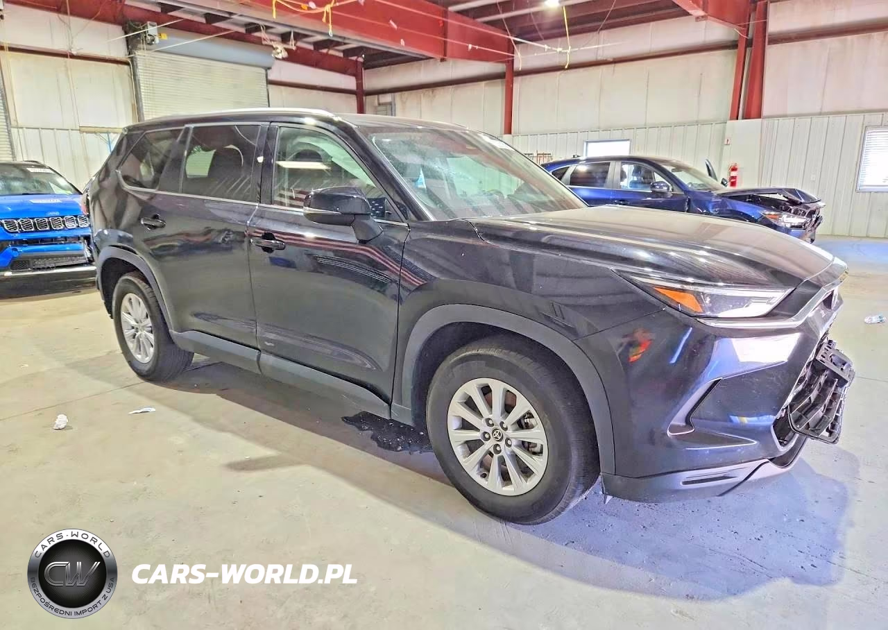 2026 Toyota Grand Highlander Xle VIN:5TDAAAB58TS128777 - 4