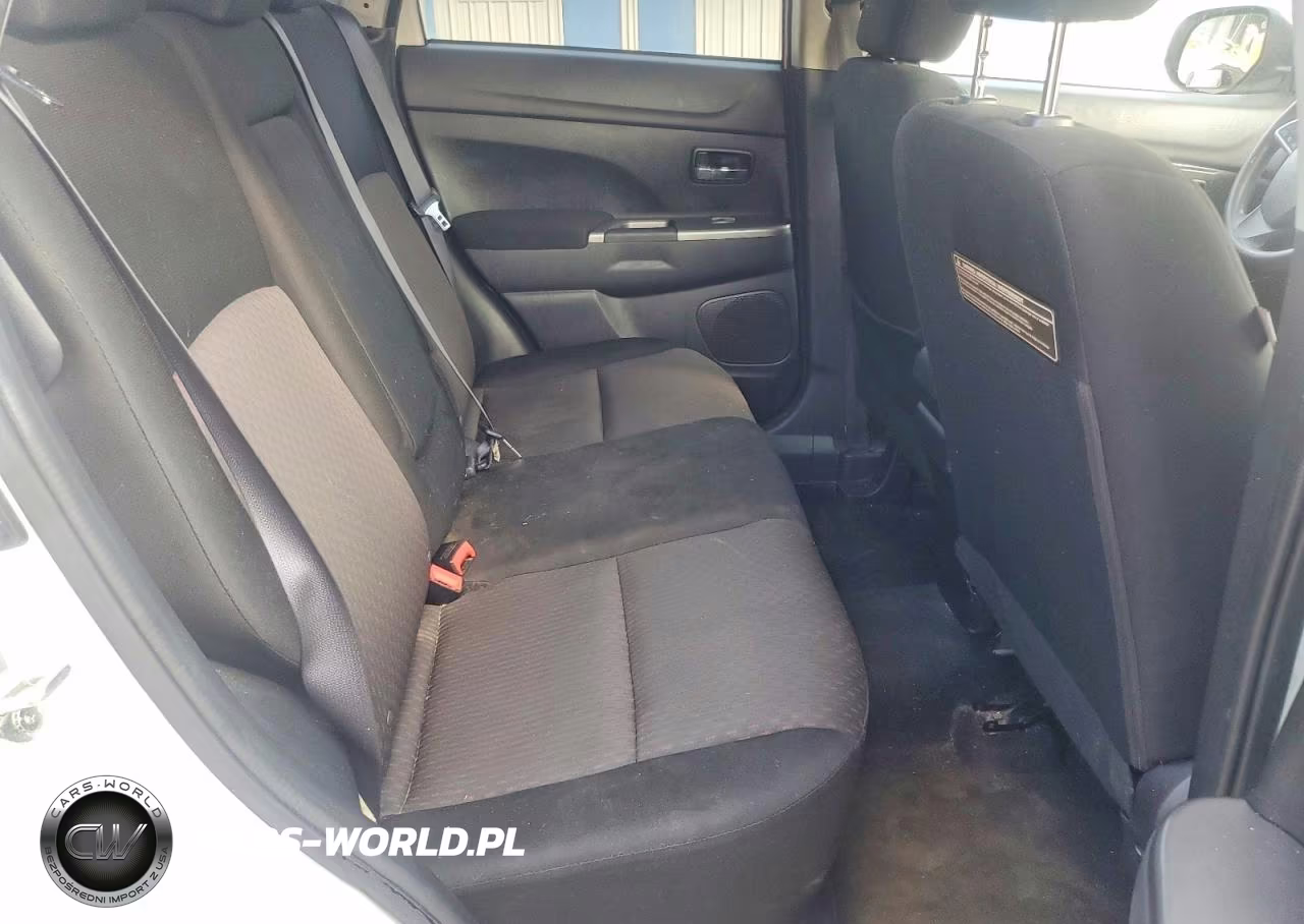 2018 Mitsubishi Outlander Sport Es VIN:JA4AP3AU0JU023446 - 10