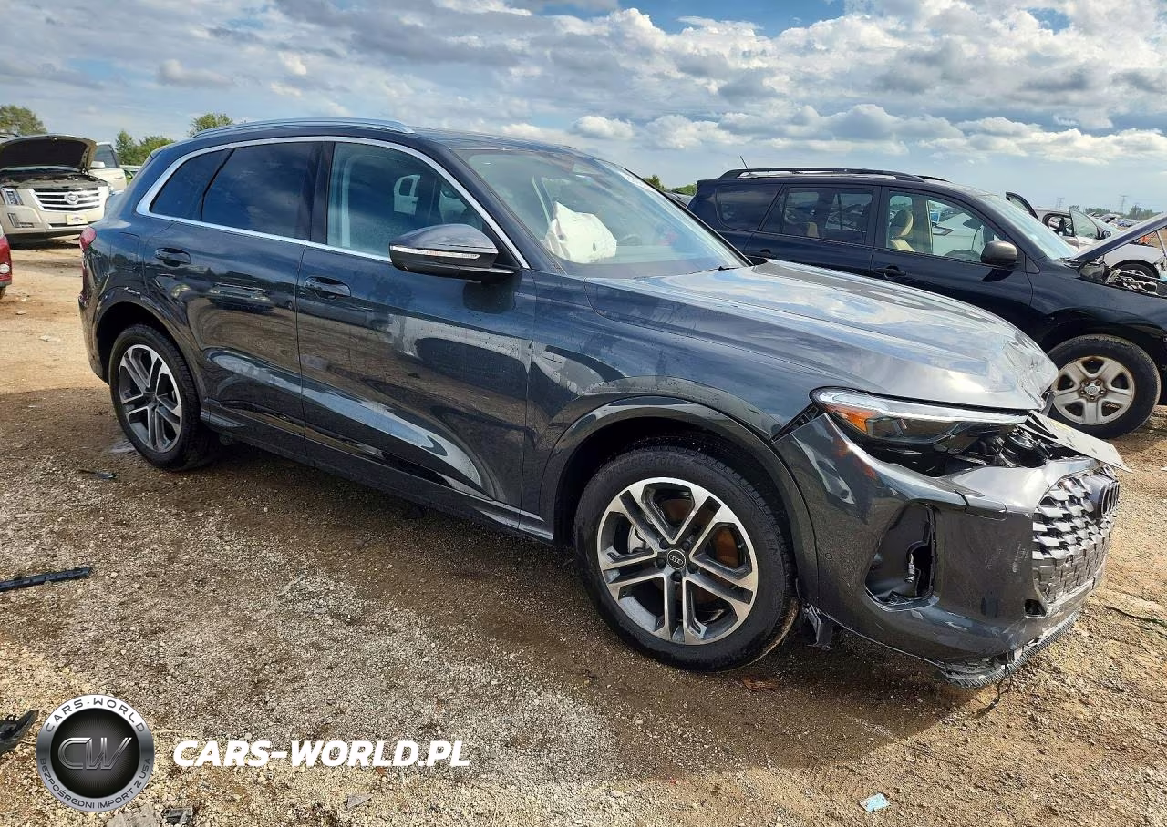 2026 Audi Q5 Prestige VIN:WA13AAGU5T2002743 - 4