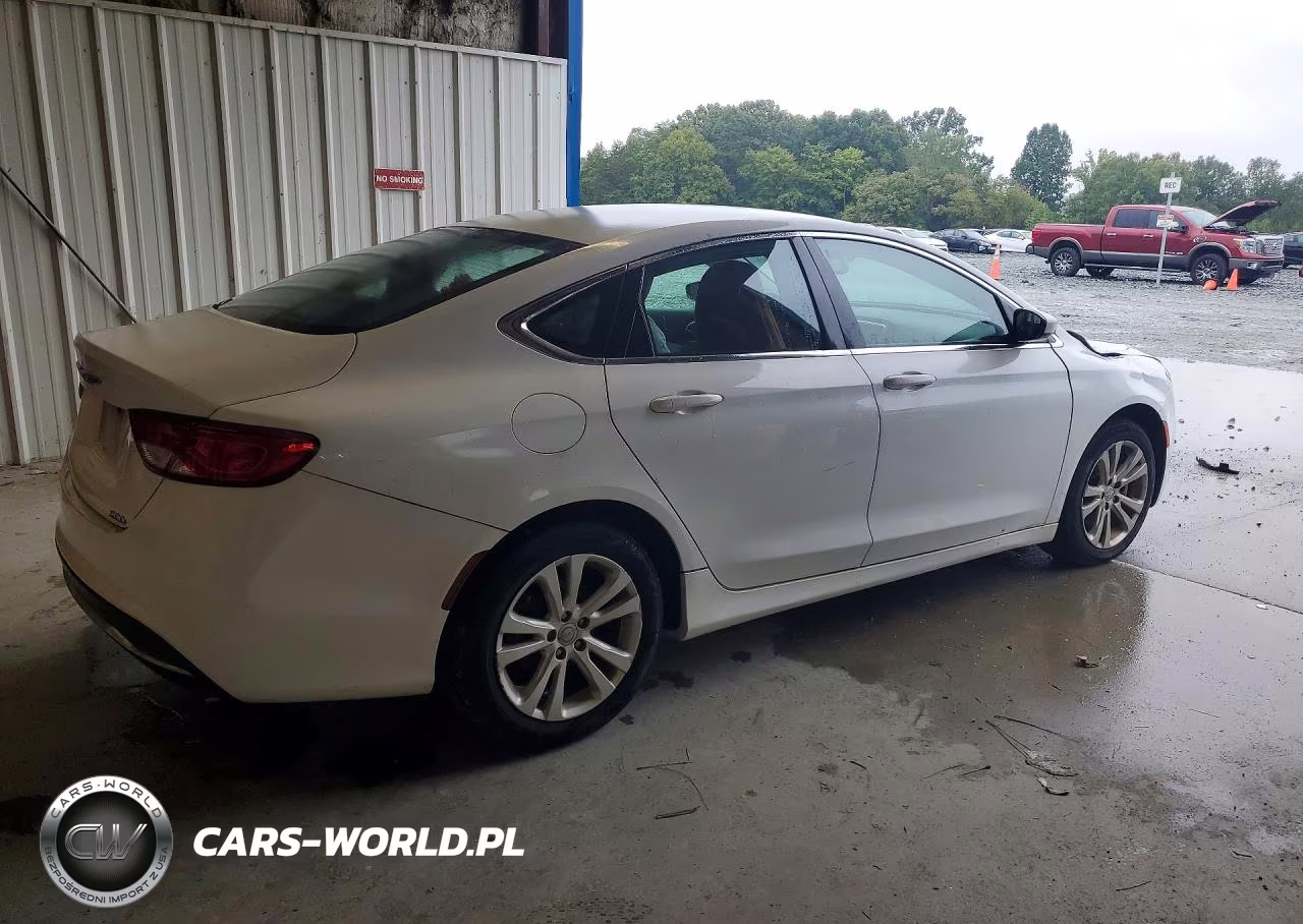 2016 Chrysler 200 Limited VIN:1C3CCCAB3GN116543 - 3