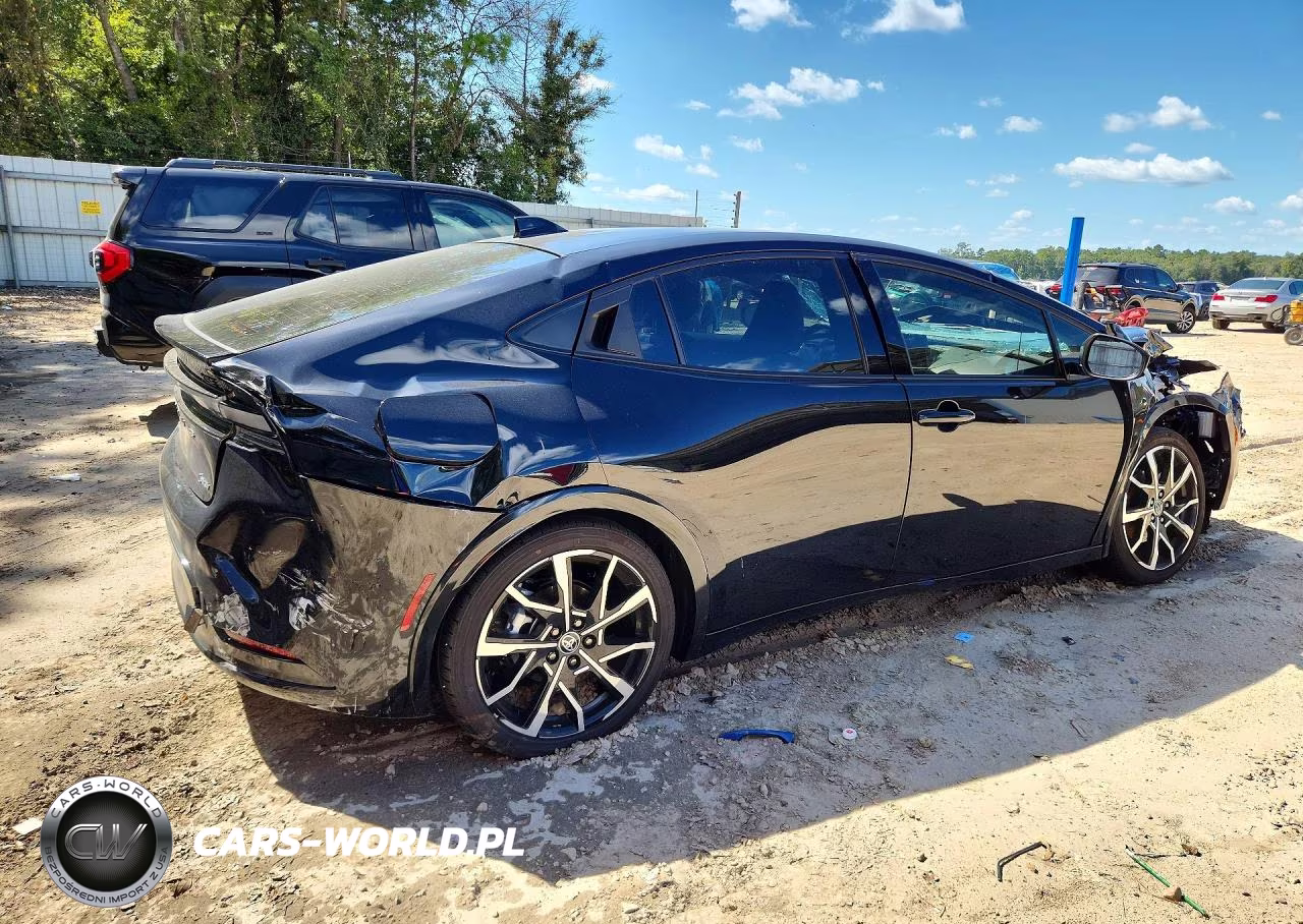 2026 Toyota Prius Plug-In Hybrid Xse VIN:JTDACACU1T3075681 - 3