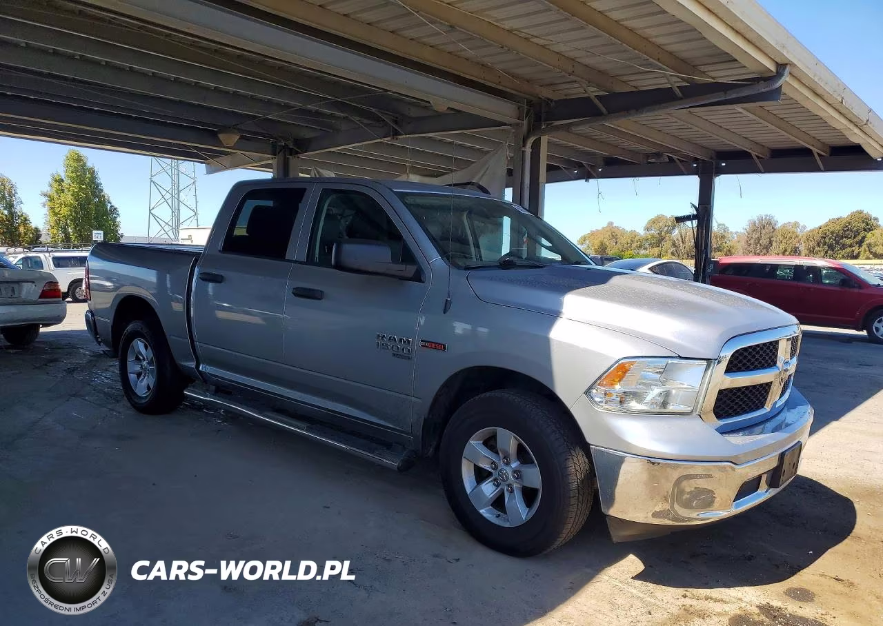2019 Ram 1500 Classic Tradesman VIN:1C6RR6KM3KS729155 - 4