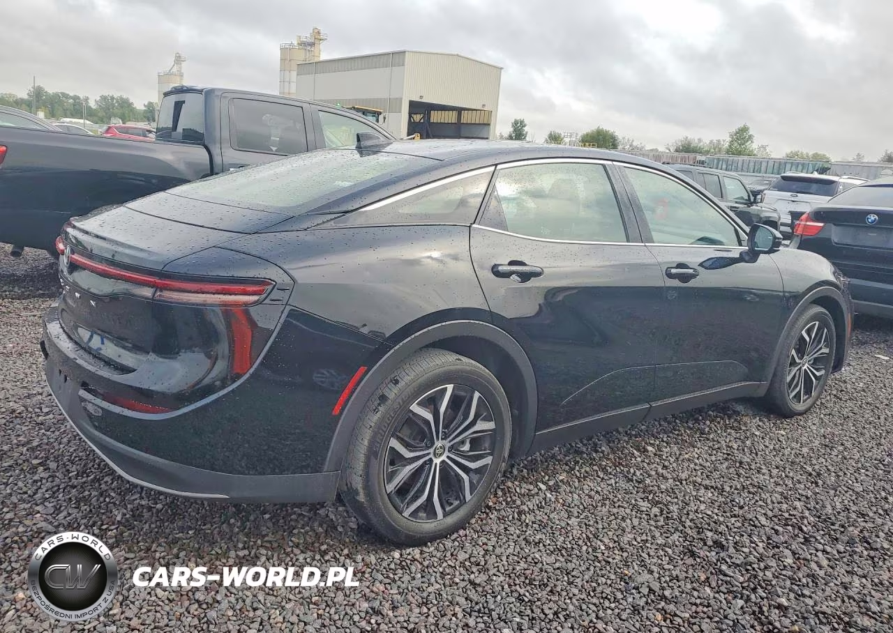 2024 Toyota Crown Xle VIN:JTDAAAAF4R3020001 - 3
