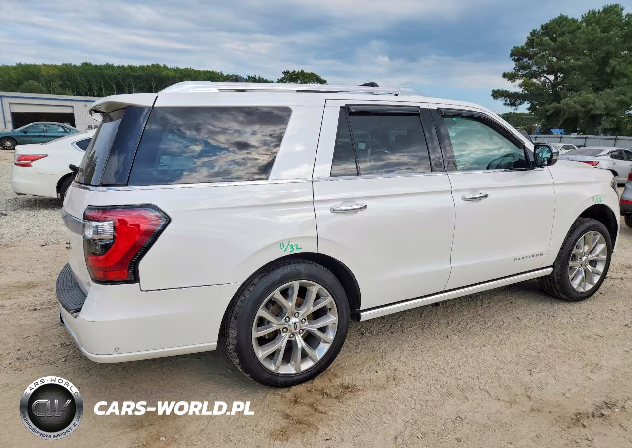 2019 Ford Expedition Platinum VIN:1FMJU1MT9KEA30442 - 3
