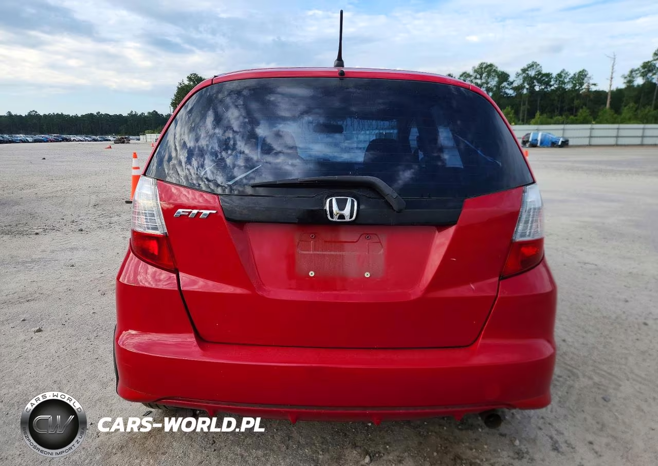 2010 Honda Fit VIN:JHMGE8G29AC040209 - 6