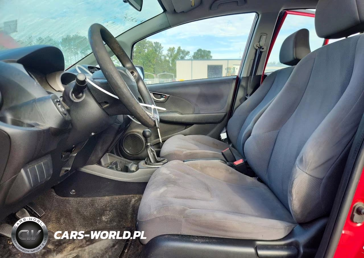 2010 Honda Fit VIN:JHMGE8G29AC040209 - 7
