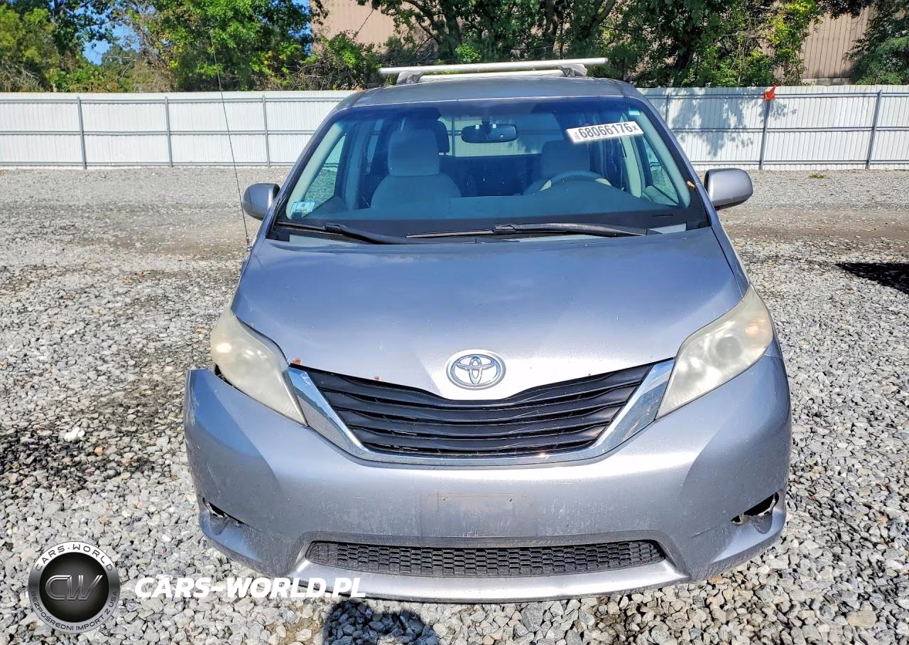 2012 Toyota Sienna Le VIN:5TDKK3DC3CS233722 - 5