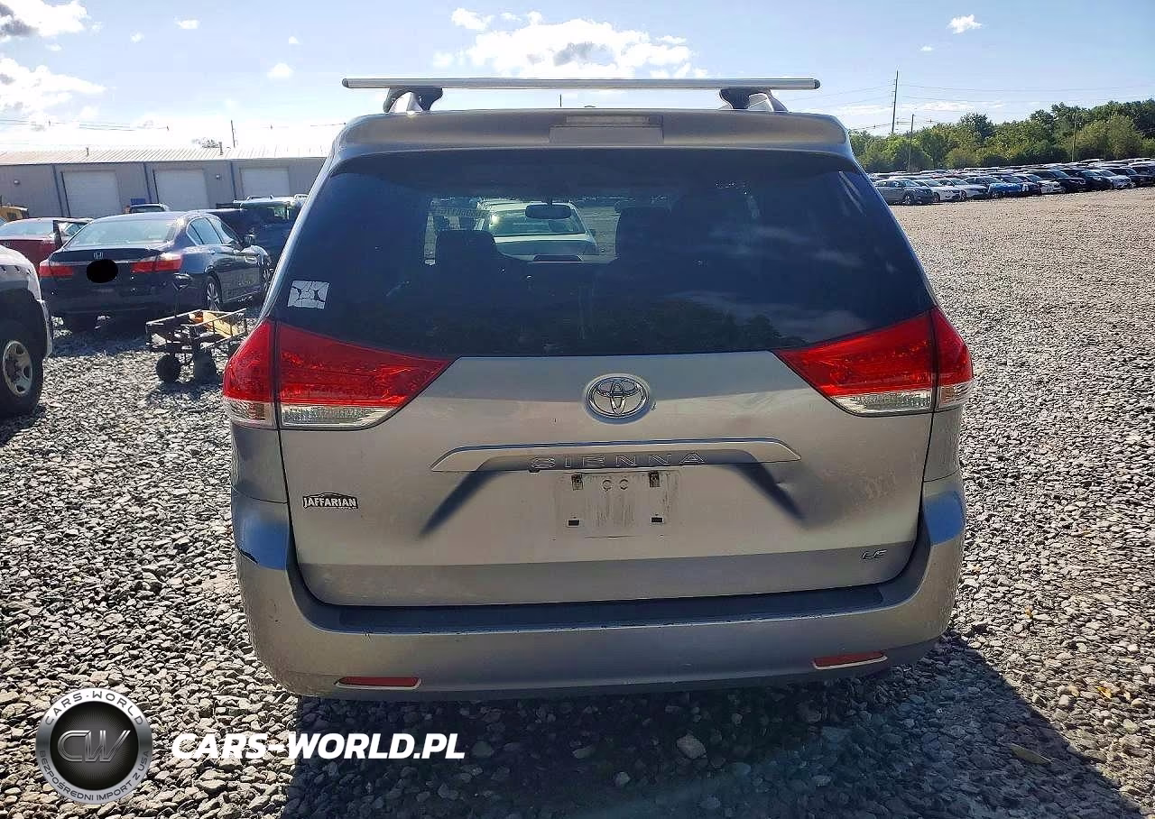 2012 Toyota Sienna Le VIN:5TDKK3DC3CS233722 - 6