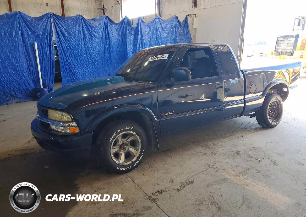 1999 Chevrolet S Truck S10 VIN:1GCCS1945X8203318 - 1