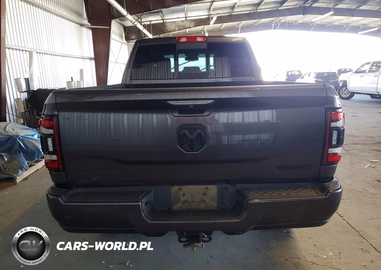 2021 Ram 2500 Laramie VIN:3C6UR5FL1MG555814 - 6
