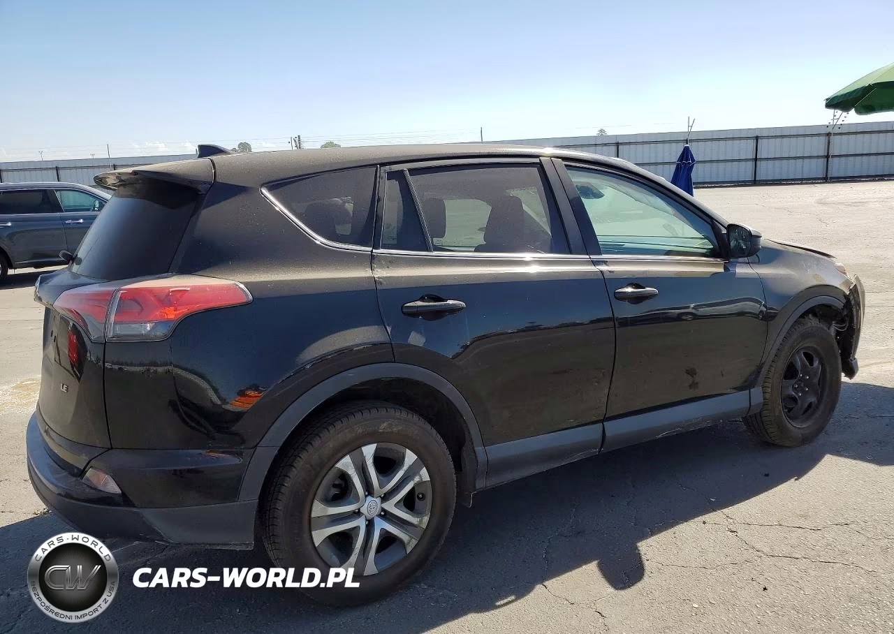 2018 Toyota Rav4 Le VIN:2T3ZFREV3JW491028 - 3