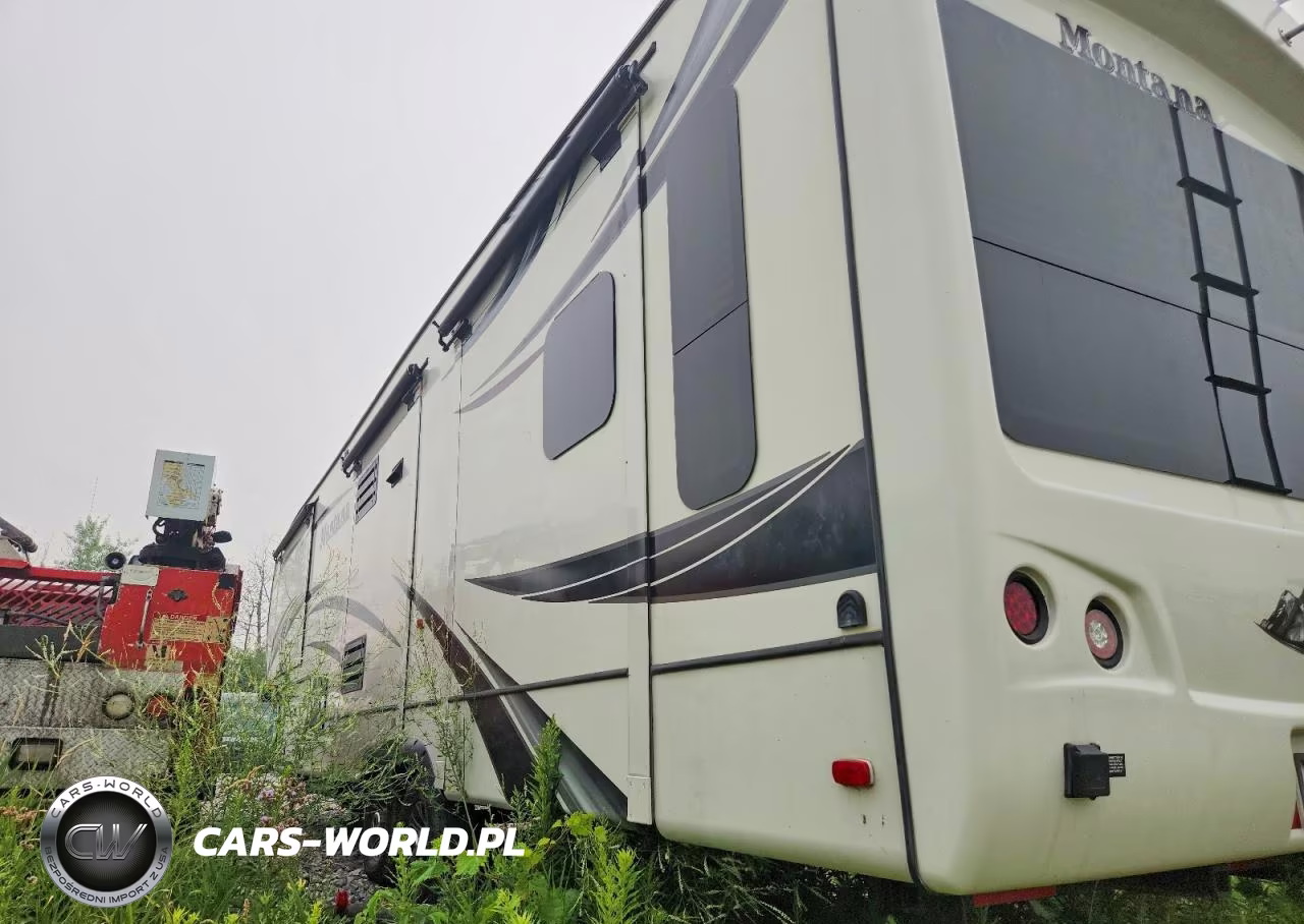 2014 Keystone Montana Camper VIN:4YDF34023E4701378 - 3