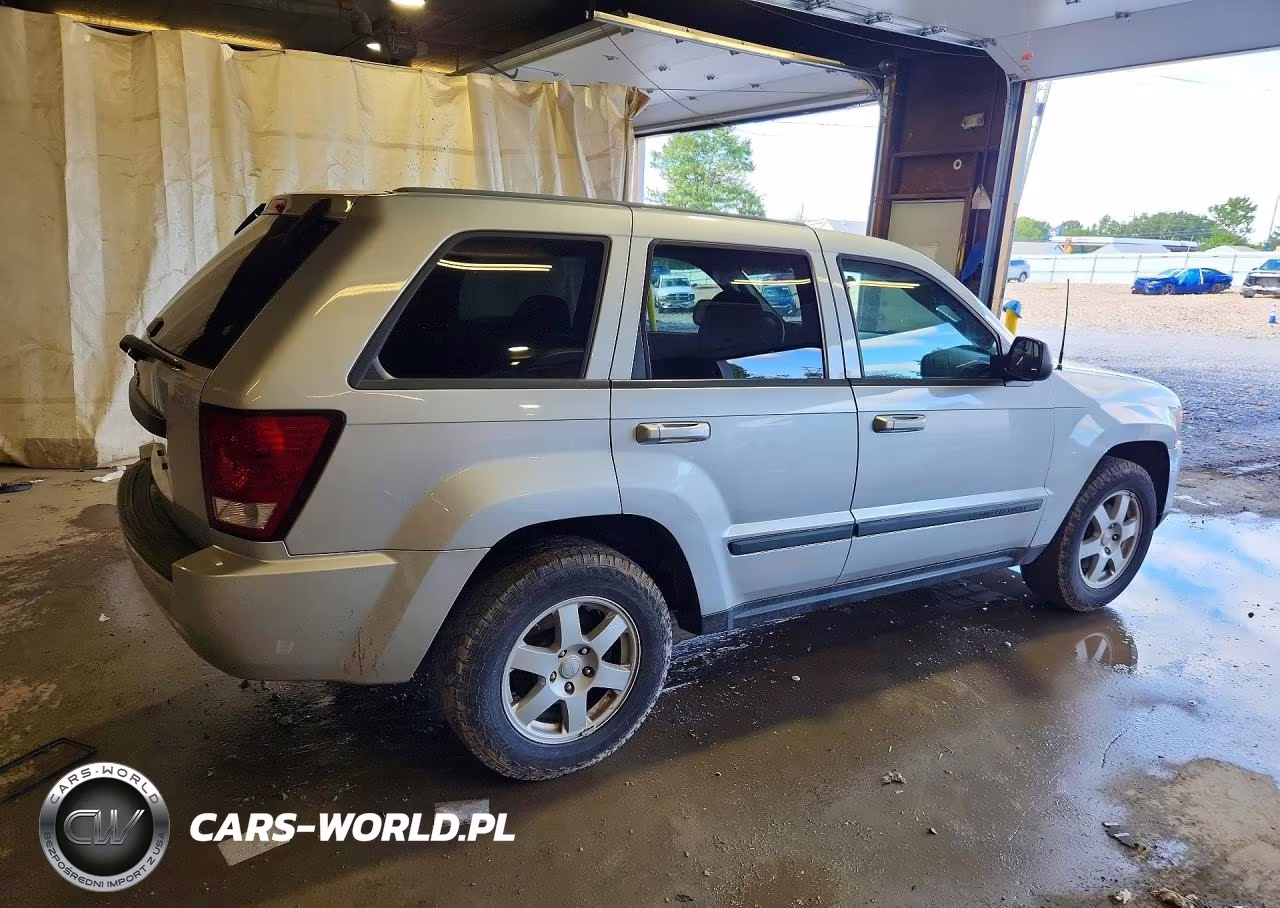2008 Jeep Grand Cherokee Laredo VIN:1J8GR48K88C213959 - 3
