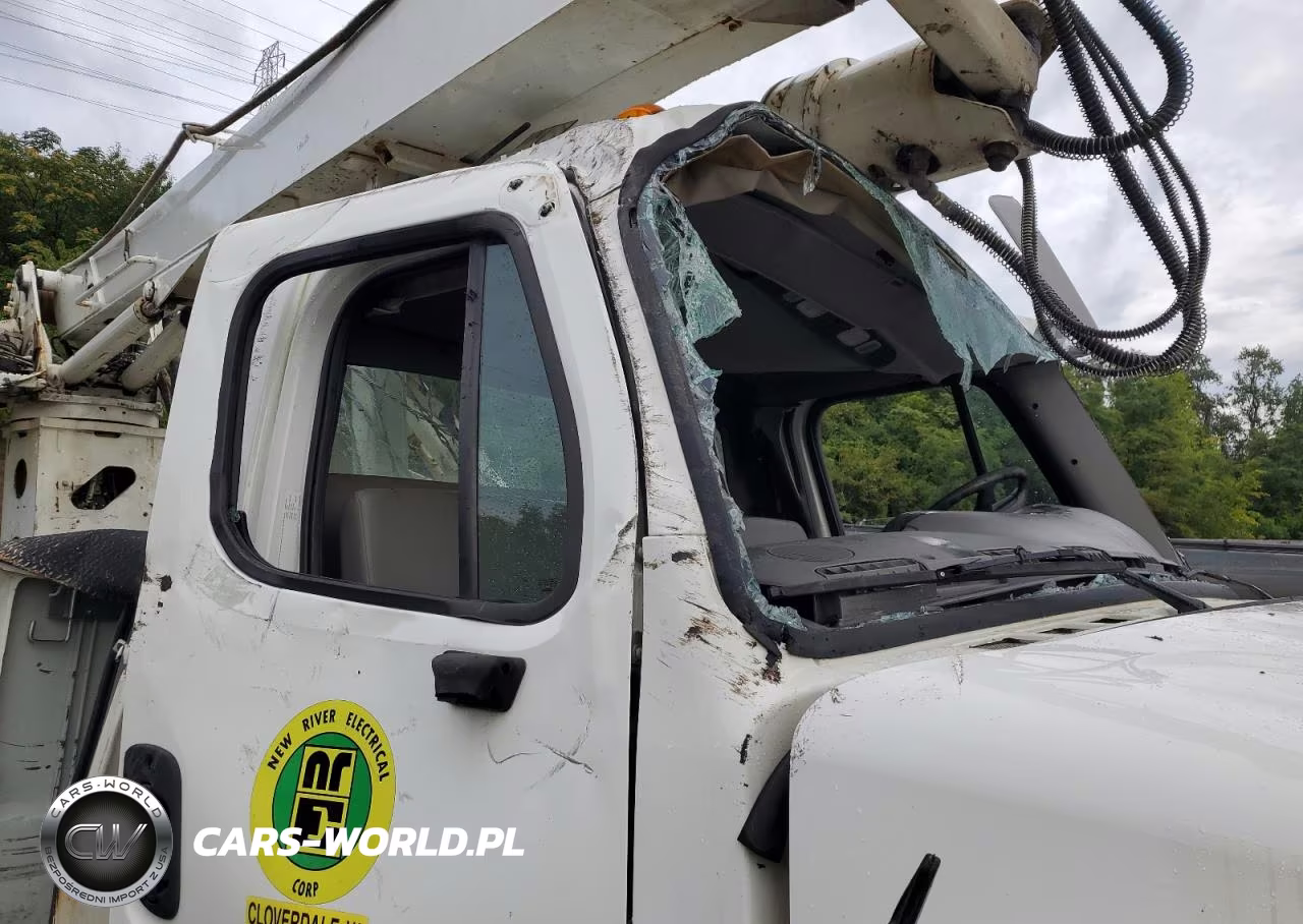 2017 Freightliner Business Class M2 Digger Derrick Truck VIN:1FVACXDT9HHJD1479 - 9