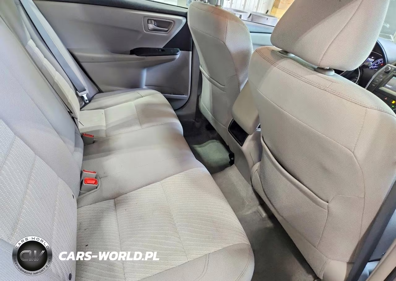 2017 Toyota Camry Le VIN:4T1BF1FK7HU780326 - 10