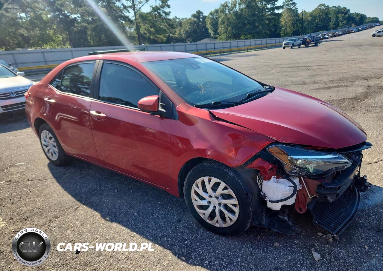 2019 Toyota Corolla Le VIN:5YFBURHE8KP858357 - 4