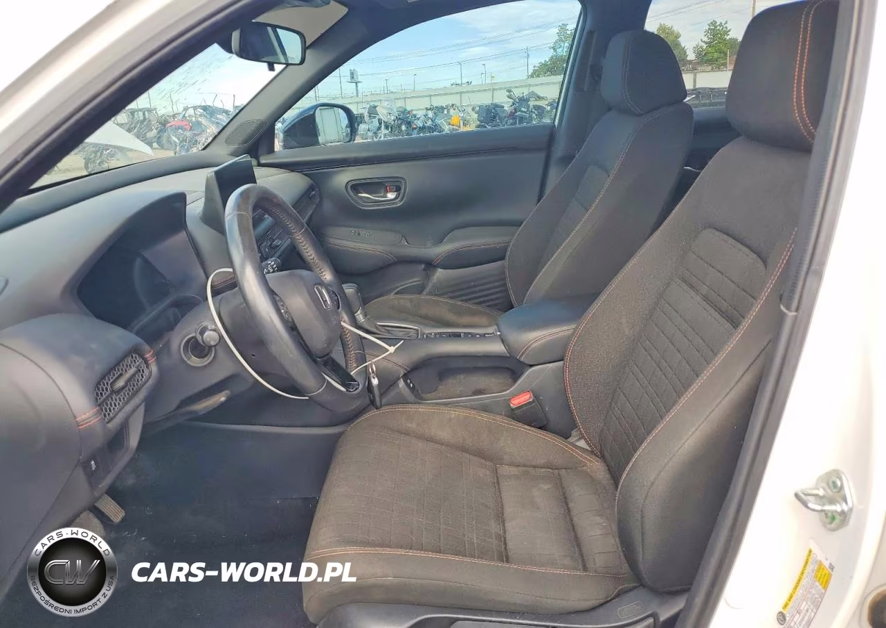 2025 Honda Hr-V Sport VIN:3CZRZ2H50SM701060 - 7