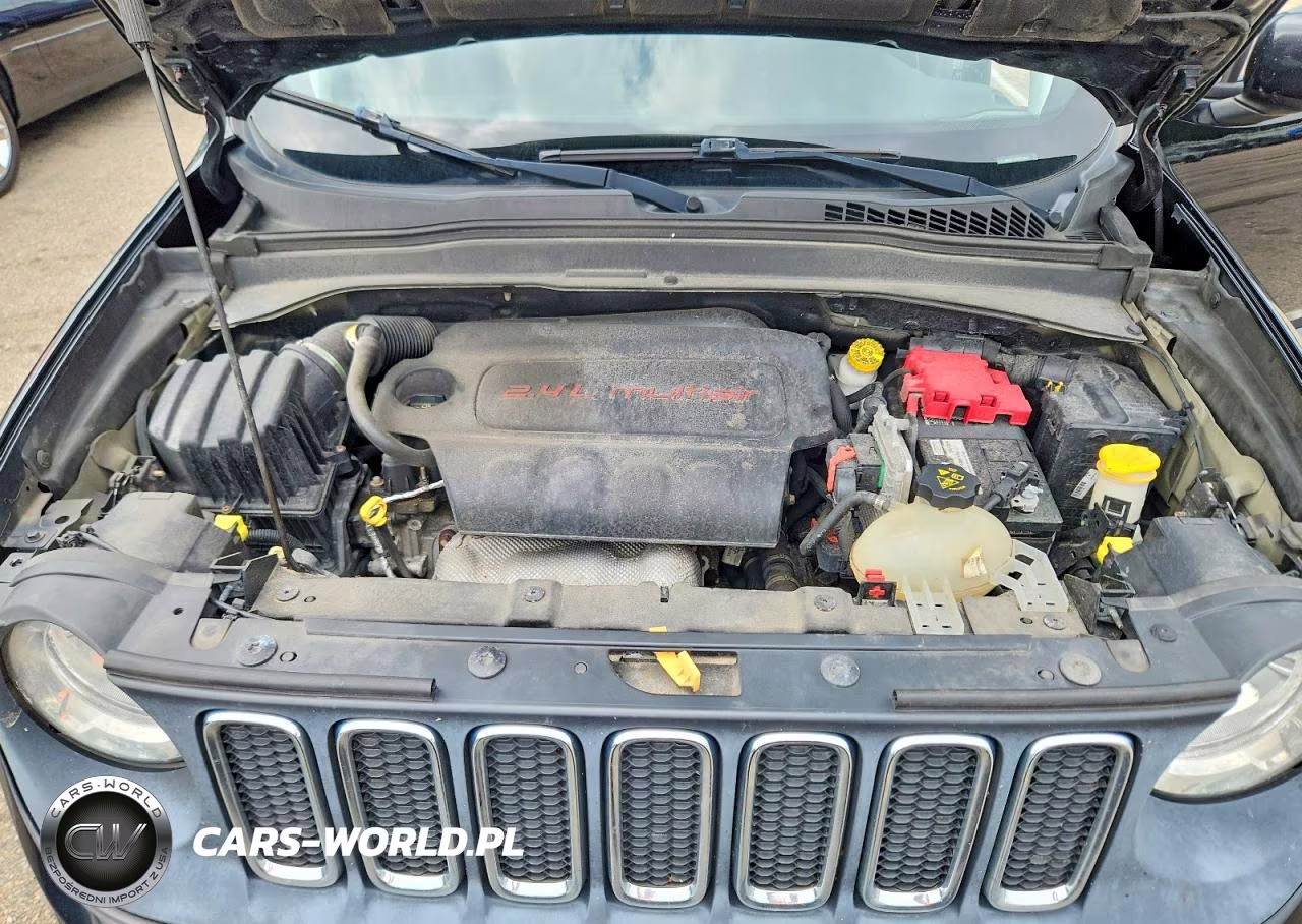 2018 Jeep Renegade Latitude VIN:ZACCJBBB7JPH73497 - 12