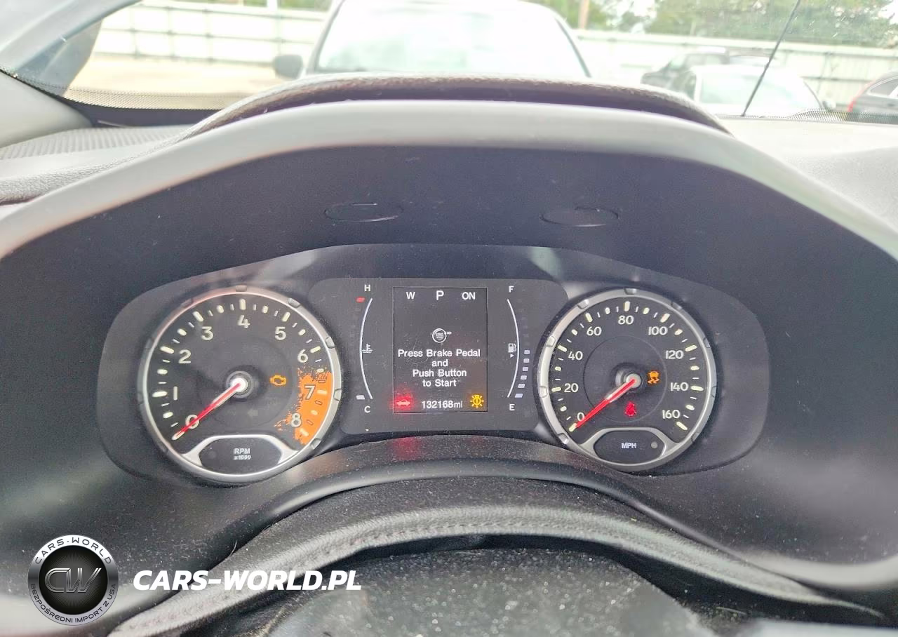 2018 Jeep Renegade Latitude VIN:ZACCJBBB7JPH73497 - 9