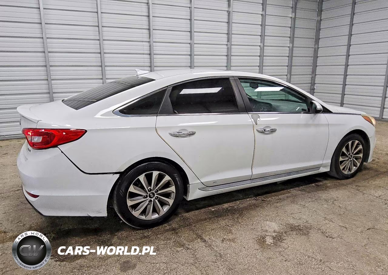 2016 Hyundai Sonata Sport VIN:5NPE34AF9GH399592 - 3