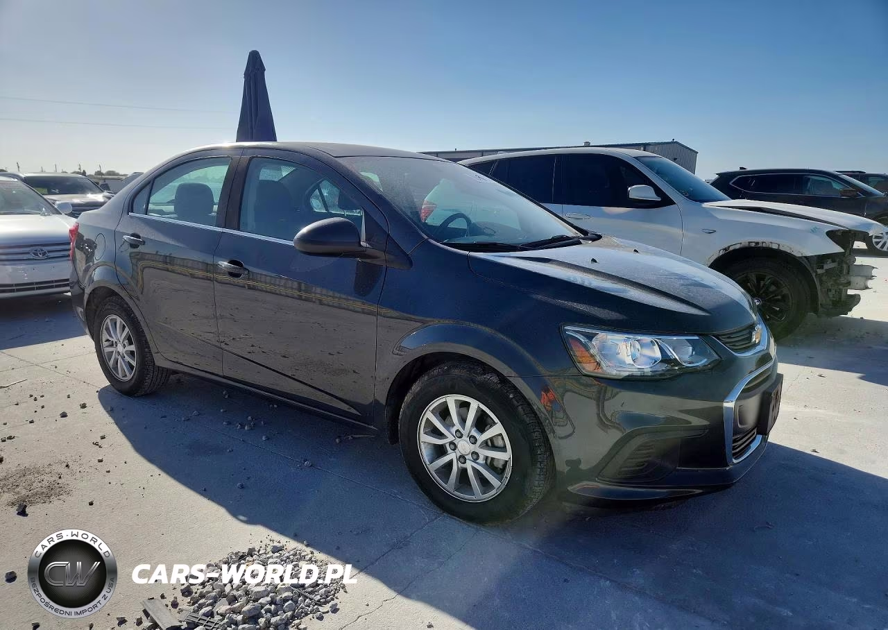 2017 Chevrolet Sonic Lt VIN:1G1JD5SB7H4145618 - 4