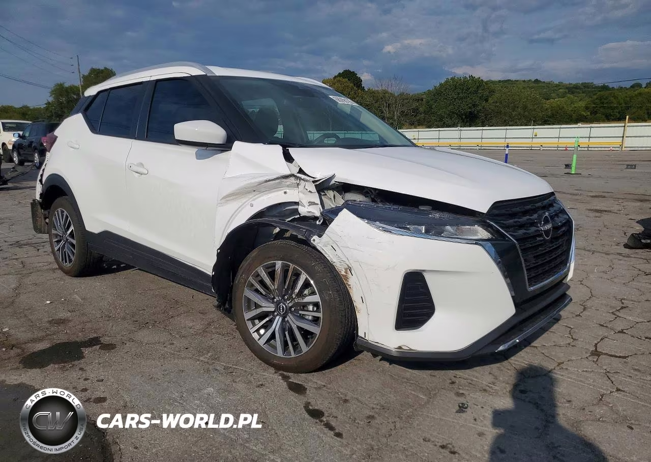 2023 Nissan Kicks Sv VIN:3N1CP5CV1PL479963 - 4