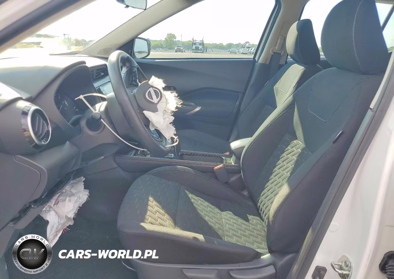 2023 Nissan Kicks Sv VIN:3N1CP5CV1PL479963 - 7