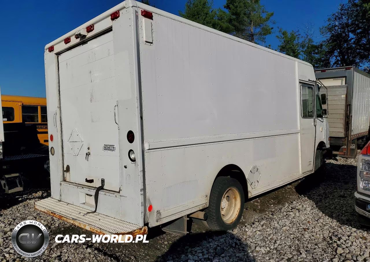 2006 Freightliner Mt45 Delivery Truck VIN:4UZAANBW66CW06597 - 3