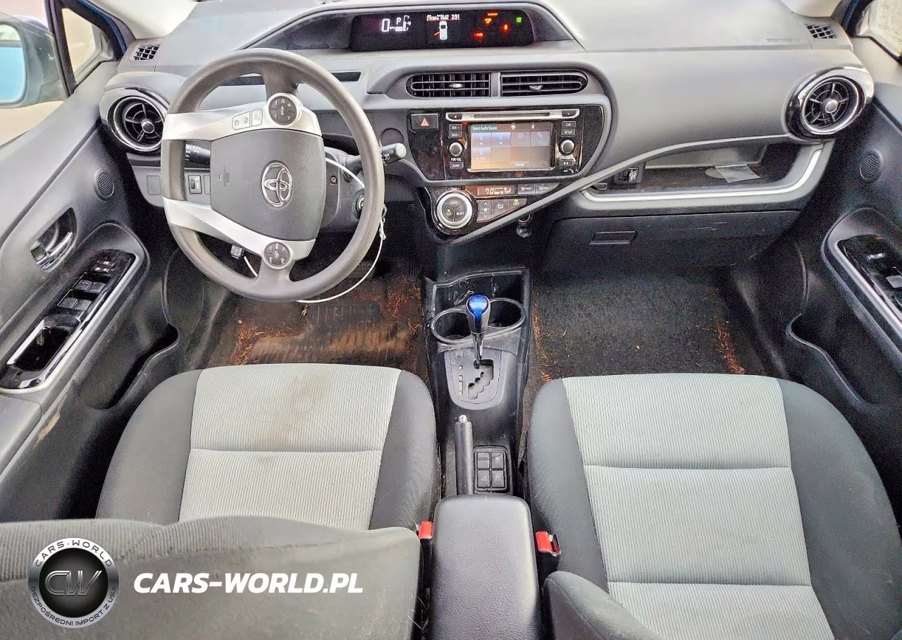 2015 Toyota Prius C Two VIN:JTDKDTB37F1089722 - 8