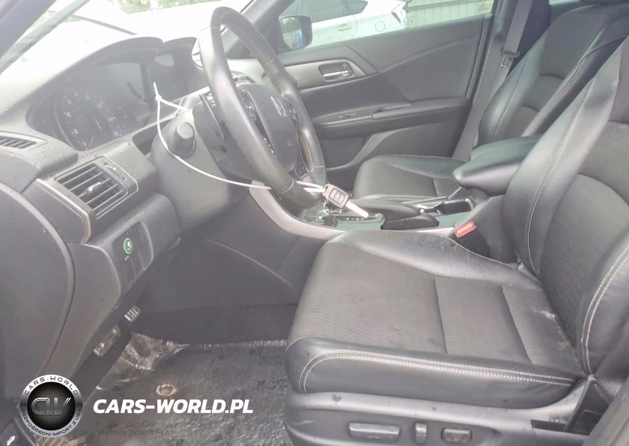 2017 Honda Accord Sport VIN:1HGCR2F52HA275961 - 7