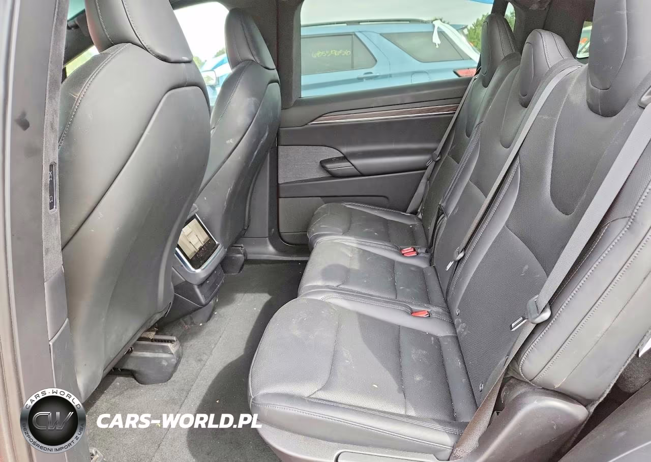 2022 Tesla Model X VIN:7SAXCDE51NF363923 - 10