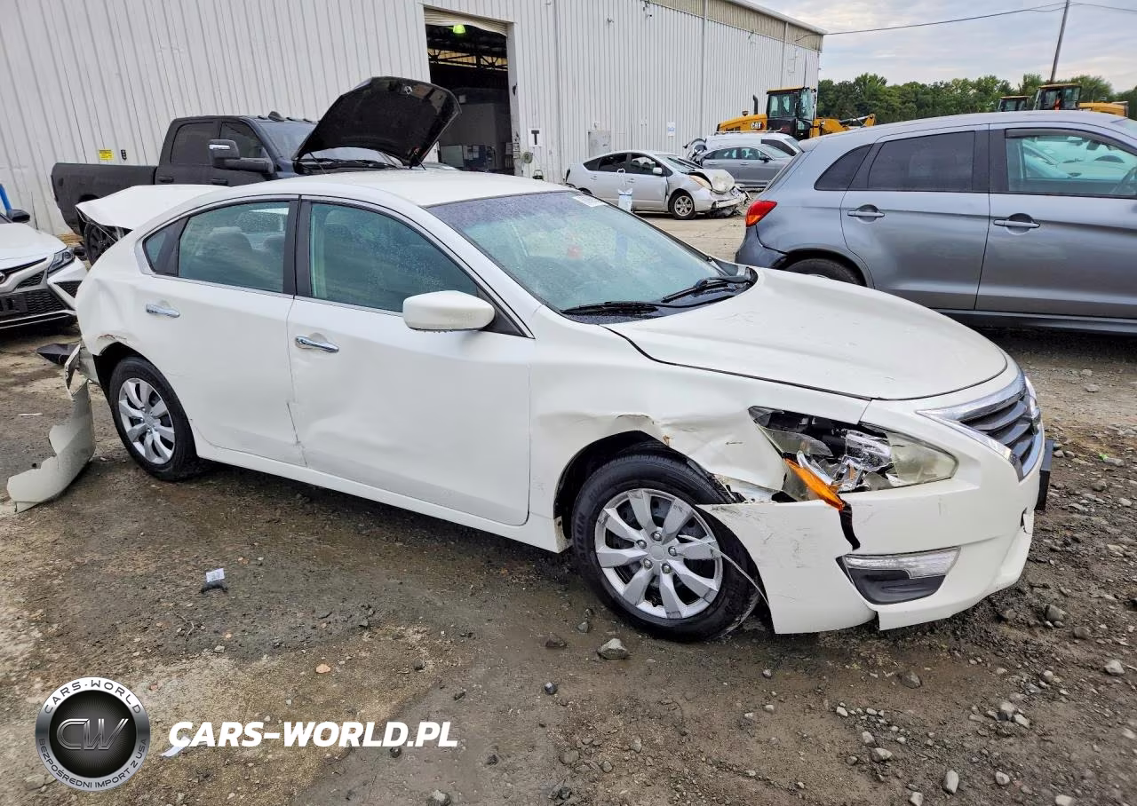 2013 Nissan Altima 2.5 VIN:1N4AL3AP8DC117327 - 4