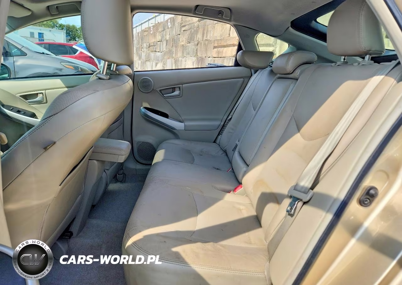 2011 Toyota Prius Four VIN:JTDKN3DU9B1416165 - 10
