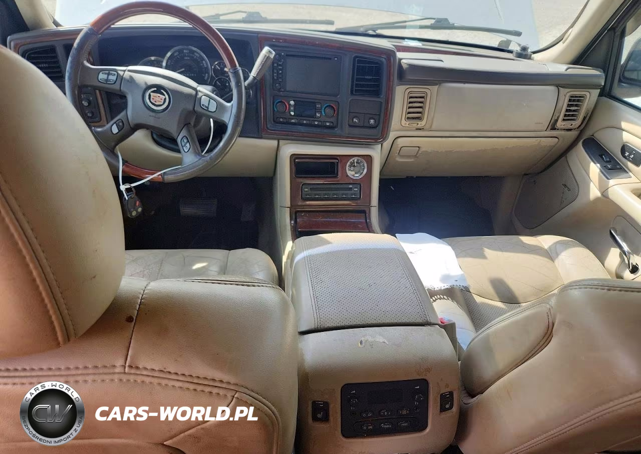 2006 Cadillac Escalade Luxury VIN:1GYEK63NX6R145118 - 8