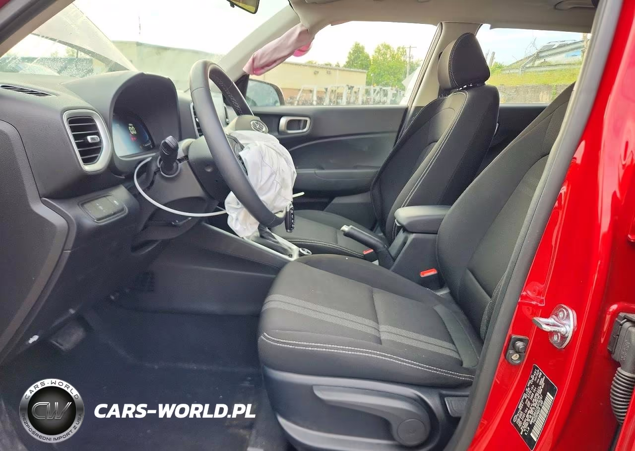 2025 Hyundai Venue Sel VIN:KMHRC8A31SU376297 - 7
