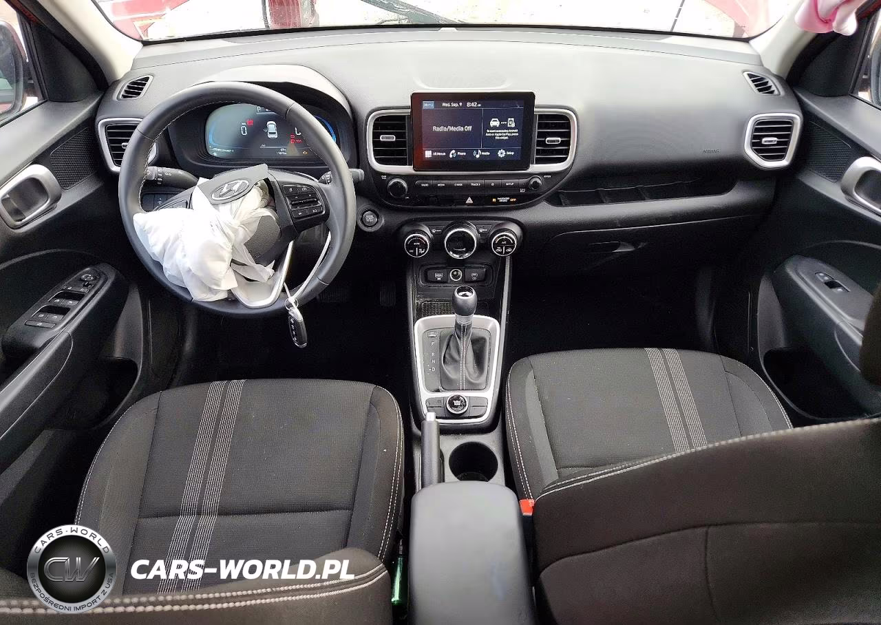 2025 Hyundai Venue Sel VIN:KMHRC8A31SU376297 - 8