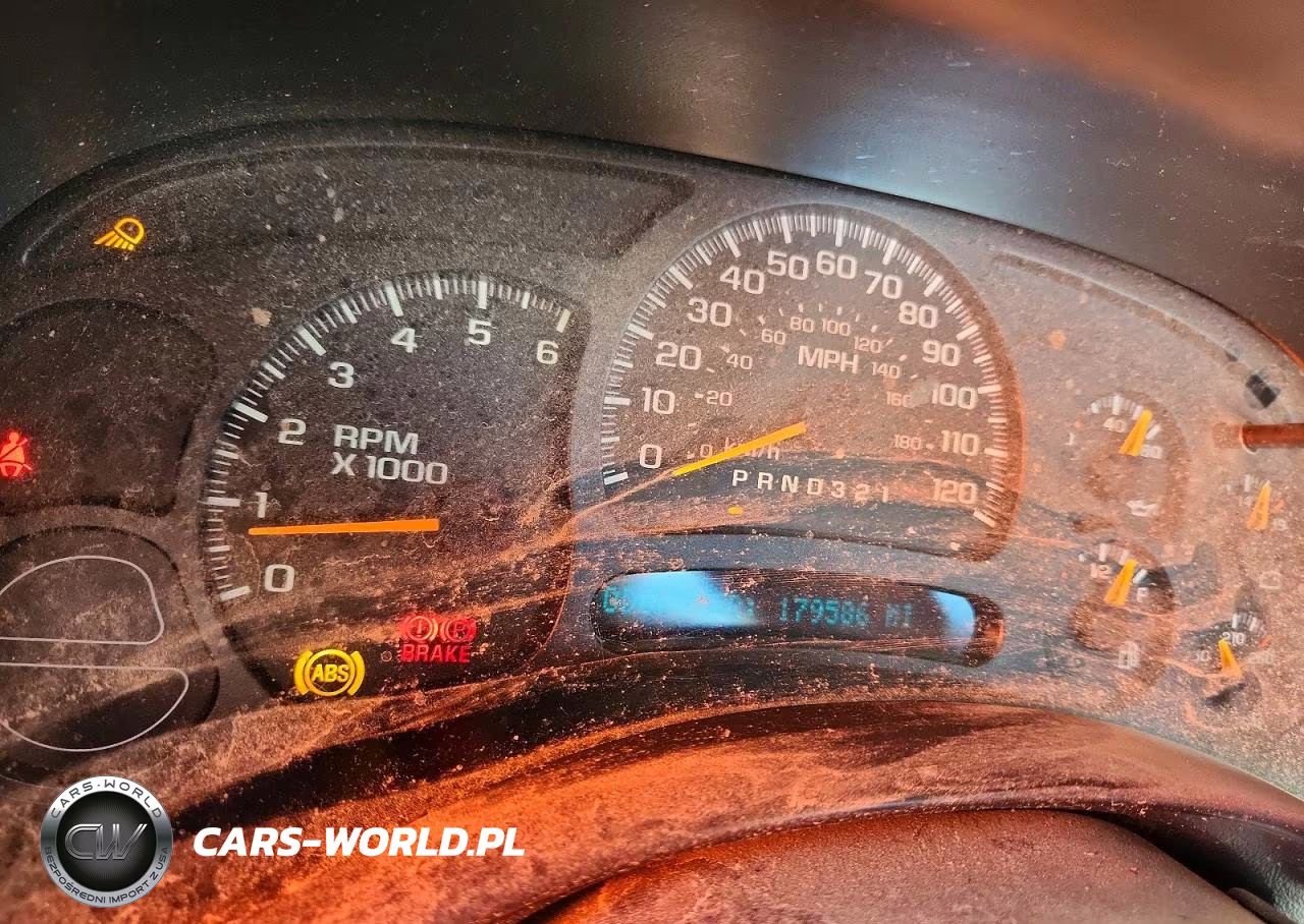 2006 Chevrolet Silverado C1500 VIN:1GCEC14V46E260616 - 9