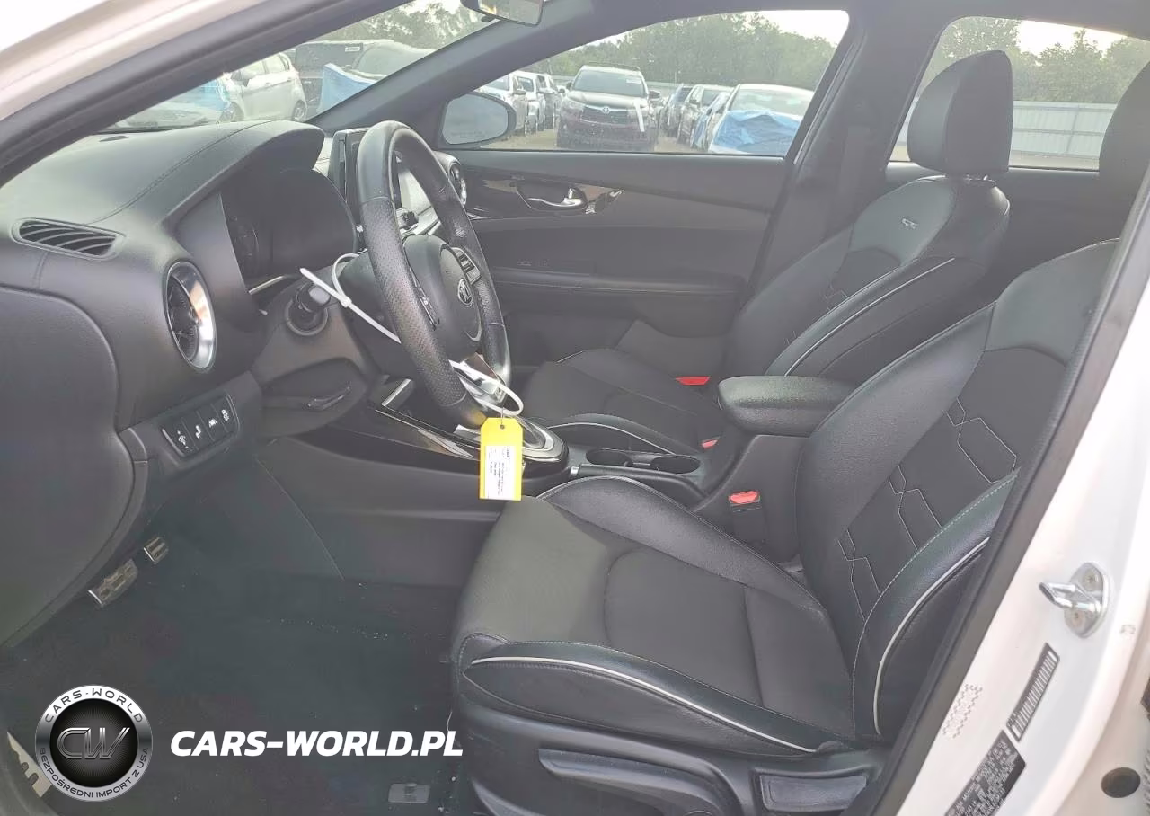 2020 Kia Forte Gt Line VIN:3KPF34AD8LE238135 - 7