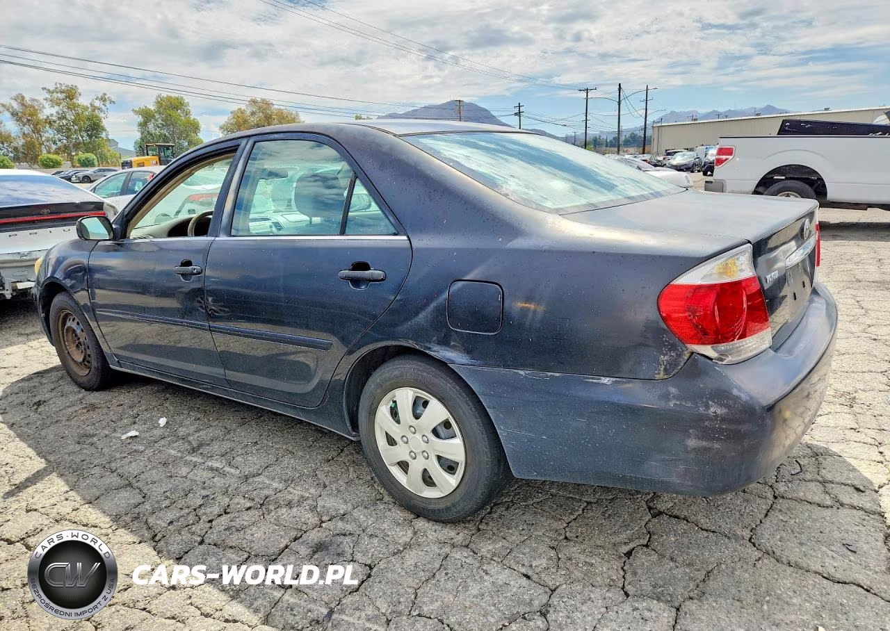 2006 Toyota Camry Le VIN:4T1BE32KX6U697300 - 2
