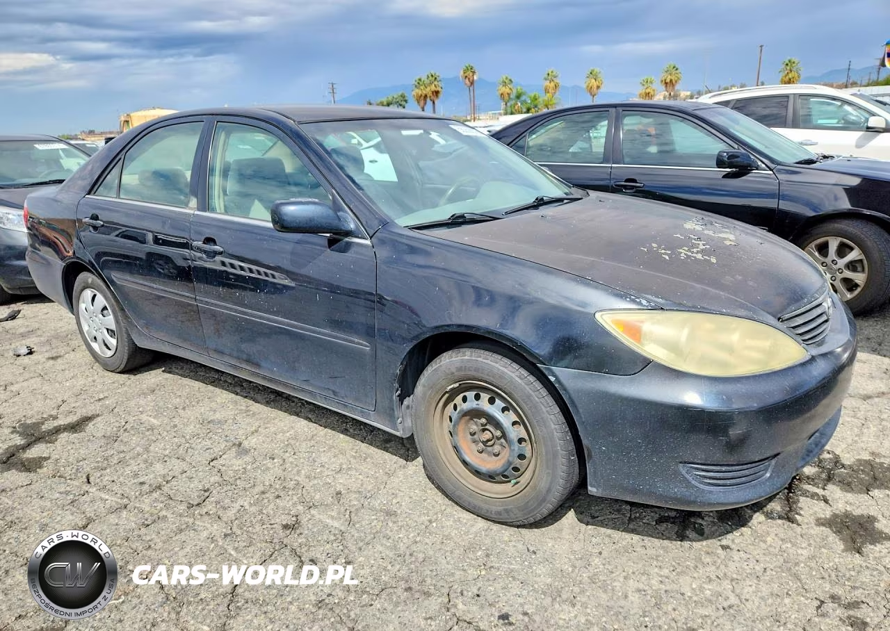 2006 Toyota Camry Le VIN:4T1BE32KX6U697300 - 4