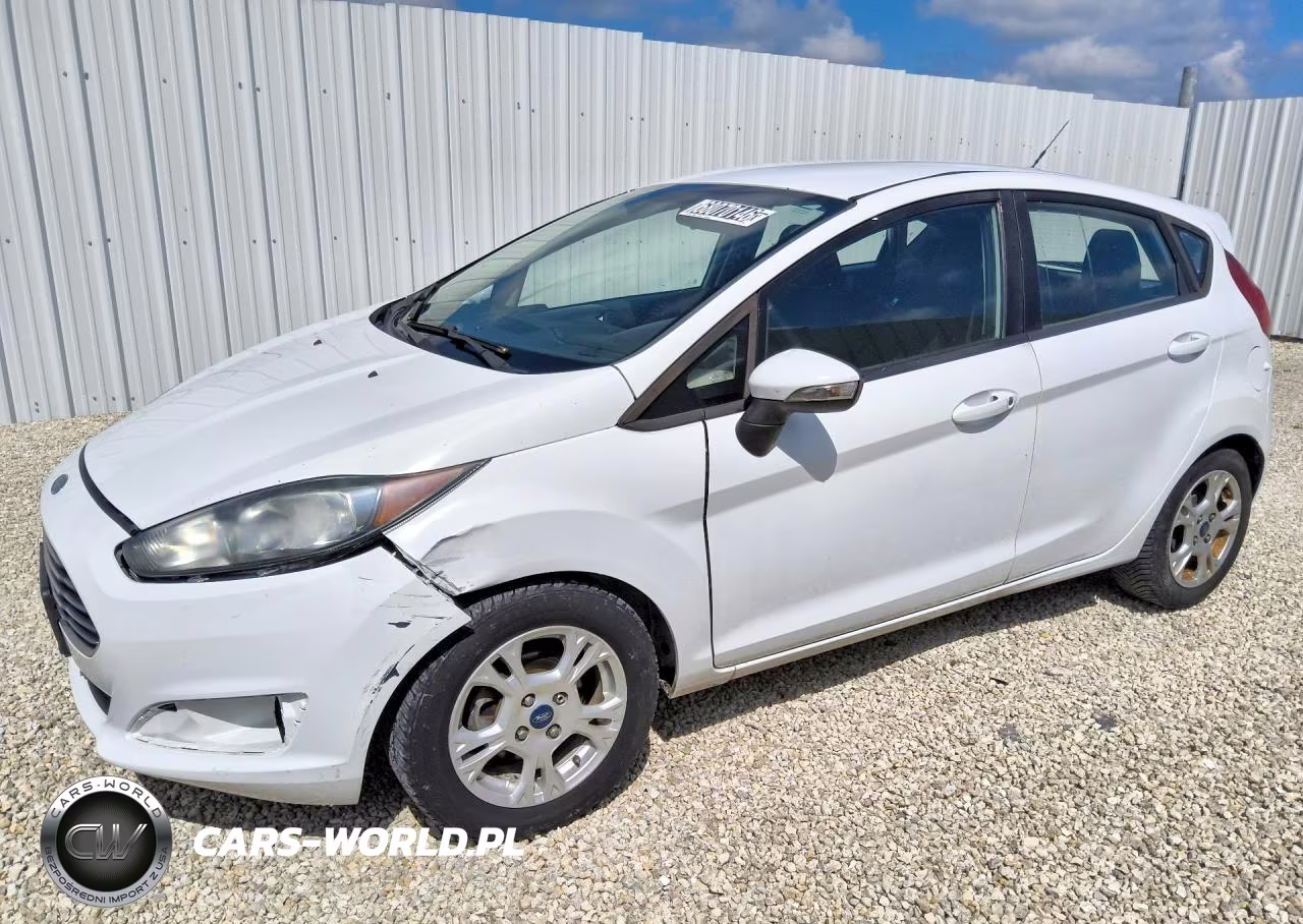 2014 Ford Fiesta Se VIN:3FADP4EJ9EM118158 - 1