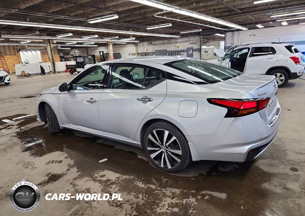 2021 Nissan Altima Platinum VIN:1N4BL4FW2MN354068 - 2