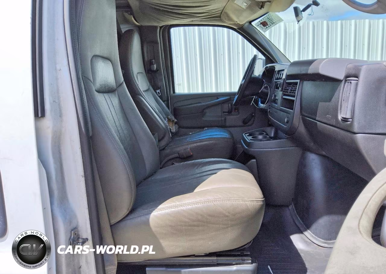 2012 Chevrolet Express G1500 VIN:1GCSGAFX0C1142927 - 14