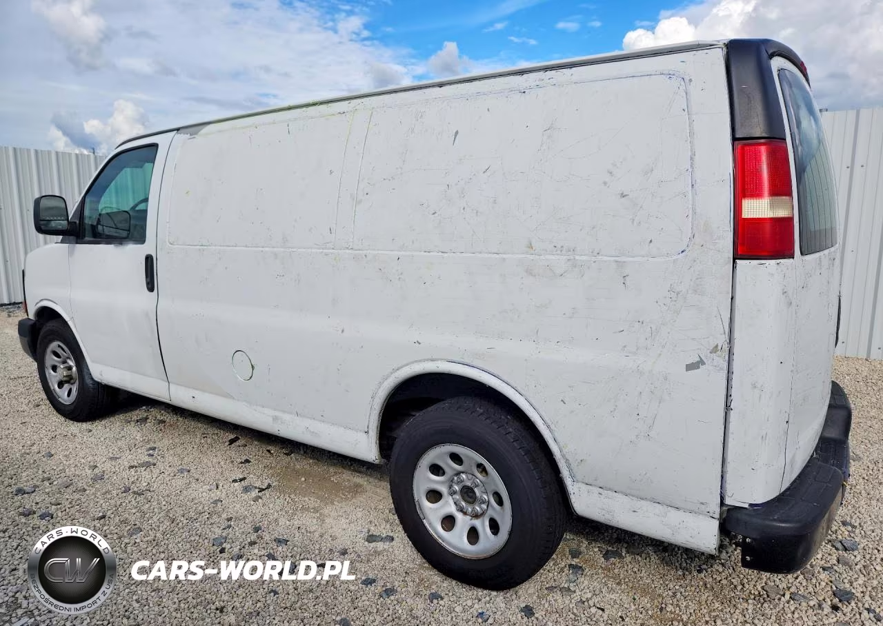 2012 Chevrolet Express G1500 VIN:1GCSGAFX0C1142927 - 2