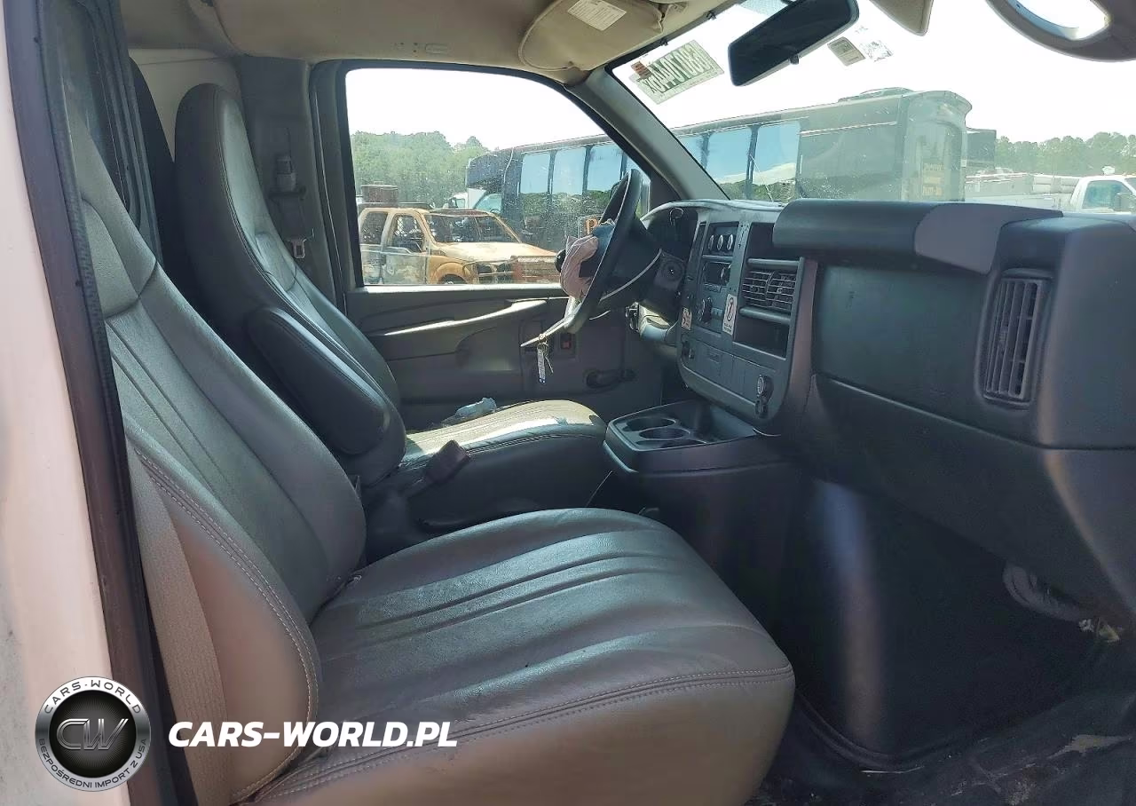 2013 Chevrolet Express G1500 VIN:1GCSGAFXXD1179274 - 11