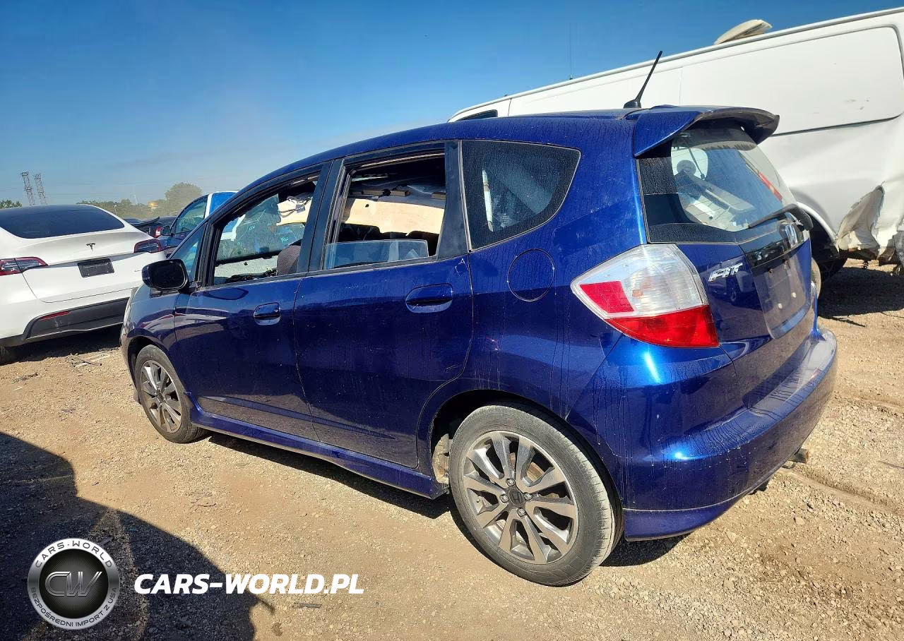 2013 Honda Fit Sport VIN:JHMGE8H50DC039074 - 2