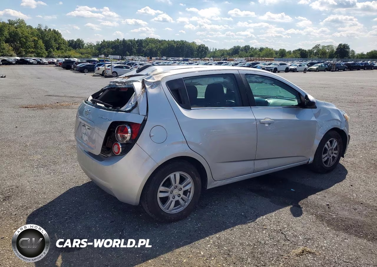 2016 Chevrolet Sonic Lt VIN:1G1JC6SG1G4157749 - 3